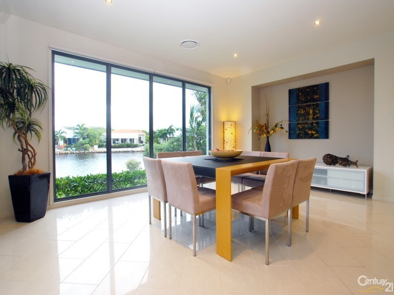 24 Karinya Place, Twin Waters QLD 4564