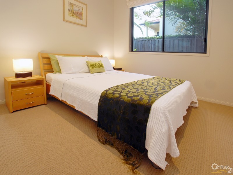 24 Karinya Place, Twin Waters QLD 4564