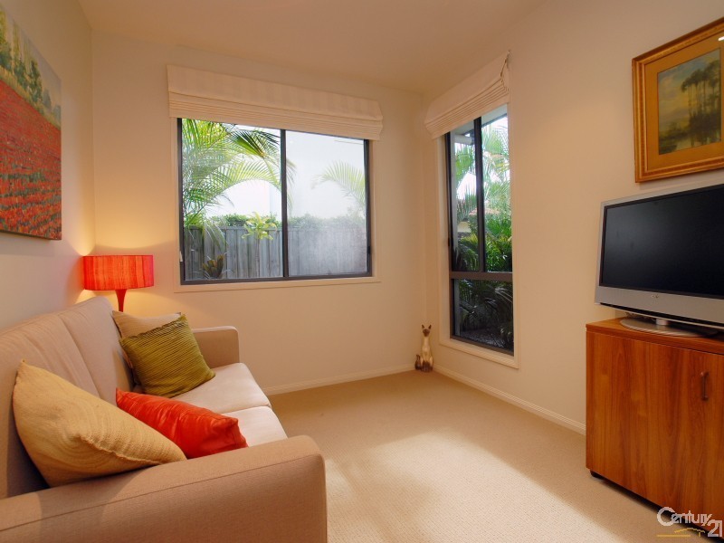 24 Karinya Place, Twin Waters QLD 4564