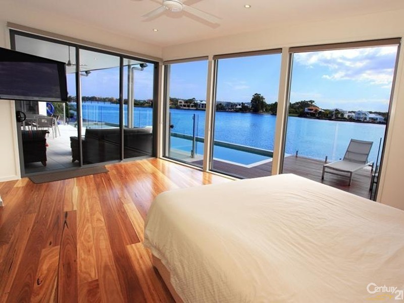 12 Waterfront Court, Twin Waters QLD 4564