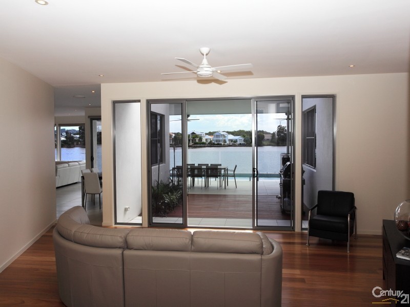 12 Waterfront Court, Twin Waters QLD 4564