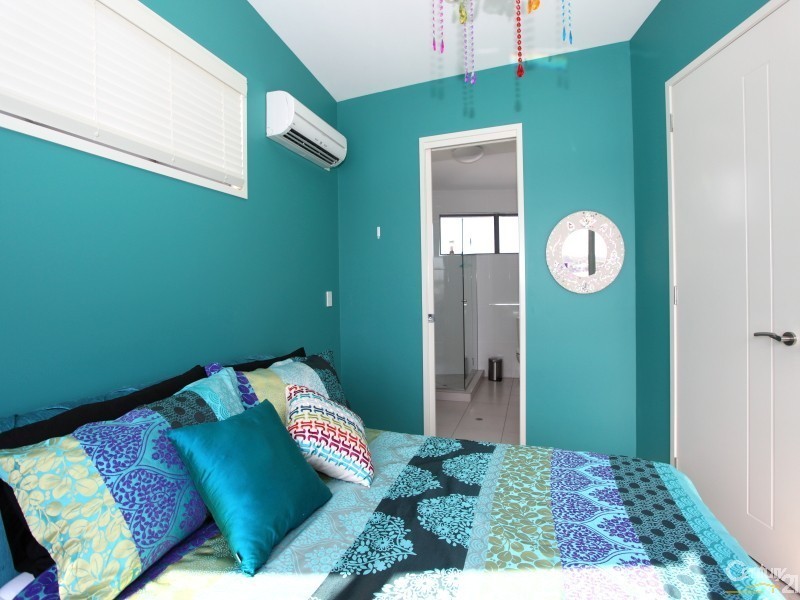 12 Waterfront Court, Twin Waters QLD 4564