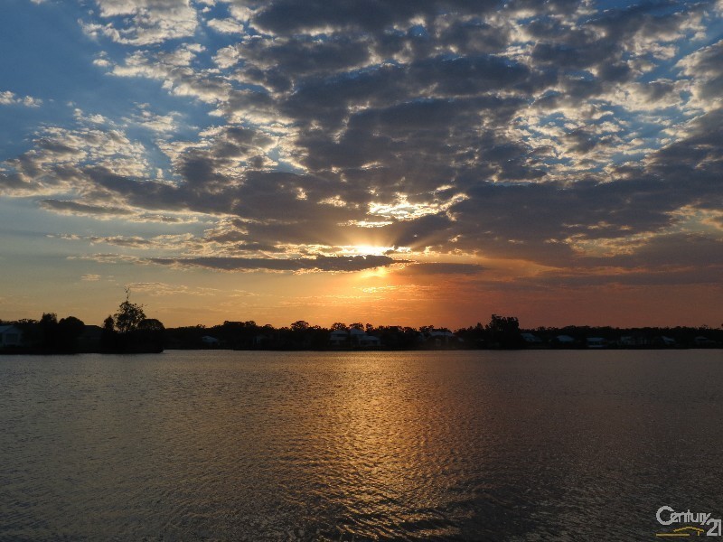 12 Waterfront Court, Twin Waters QLD 4564