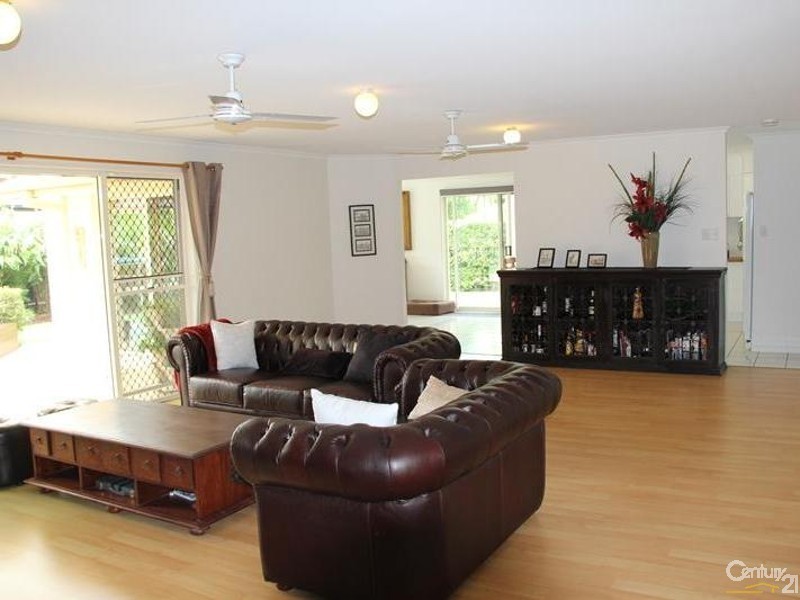 5 Waterlilly Place, Twin Waters QLD 4564