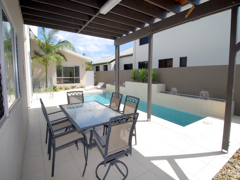 35 Moorings Circuit, Twin Waters QLD 4564