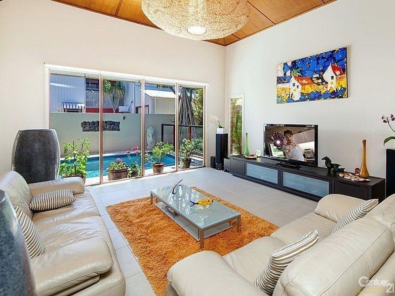 63 Mudjimba Esplanade, Mudjimba QLD 4564