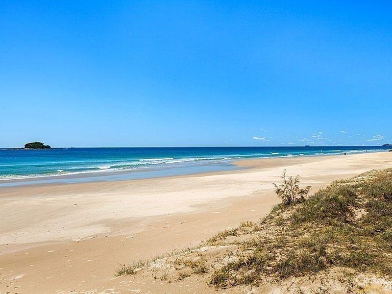 63 Mudjimba Esplanade, Mudjimba QLD 4564