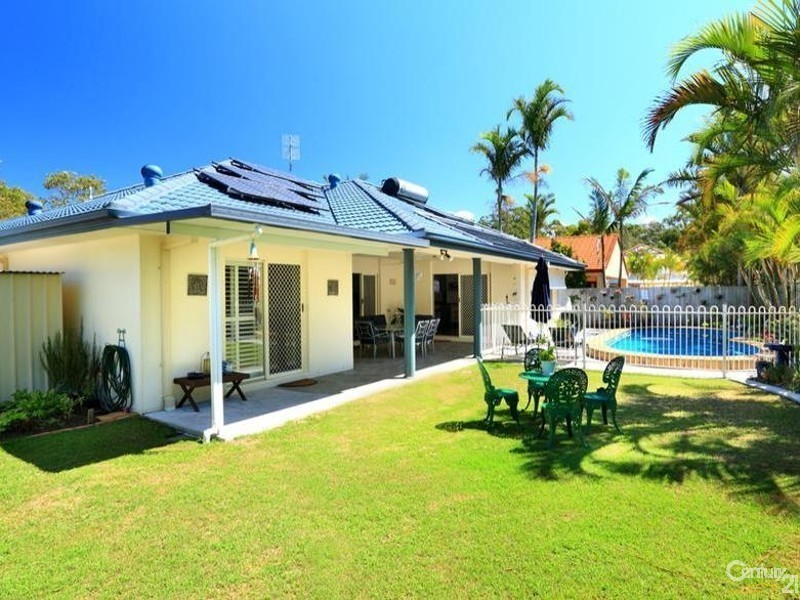 18 Friarbird Place, Twin Waters QLD 4564