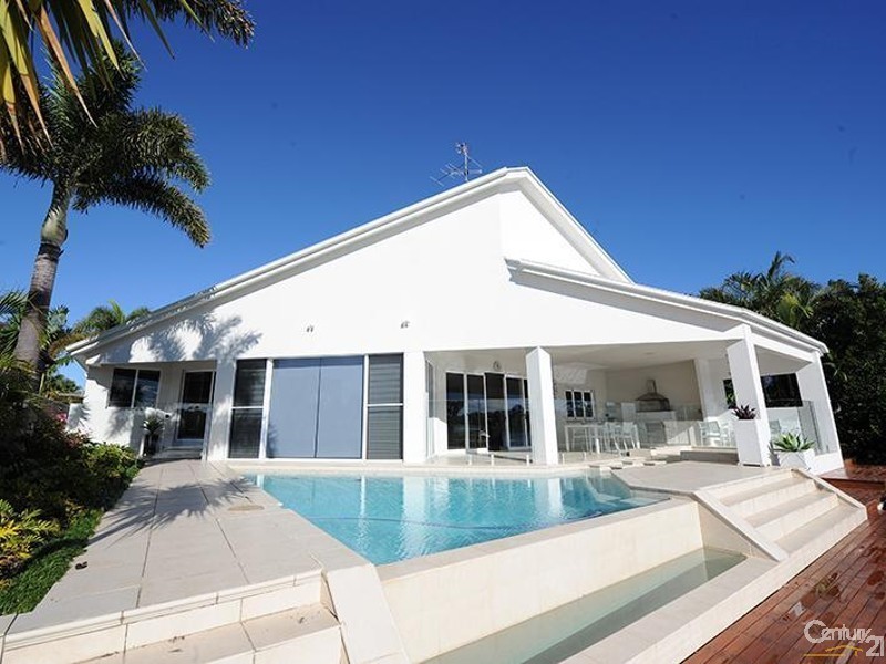 19 Karinya Place, Twin Waters QLD 4564