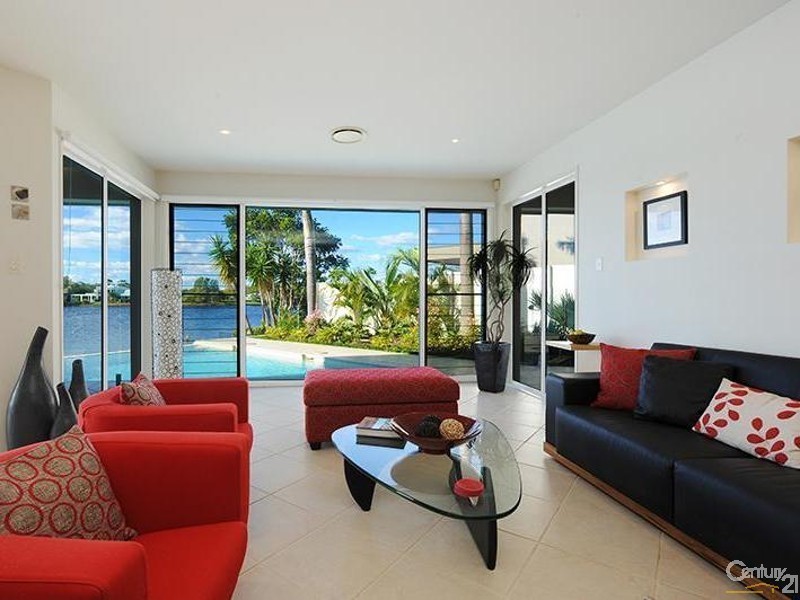 19 Karinya Place, Twin Waters QLD 4564