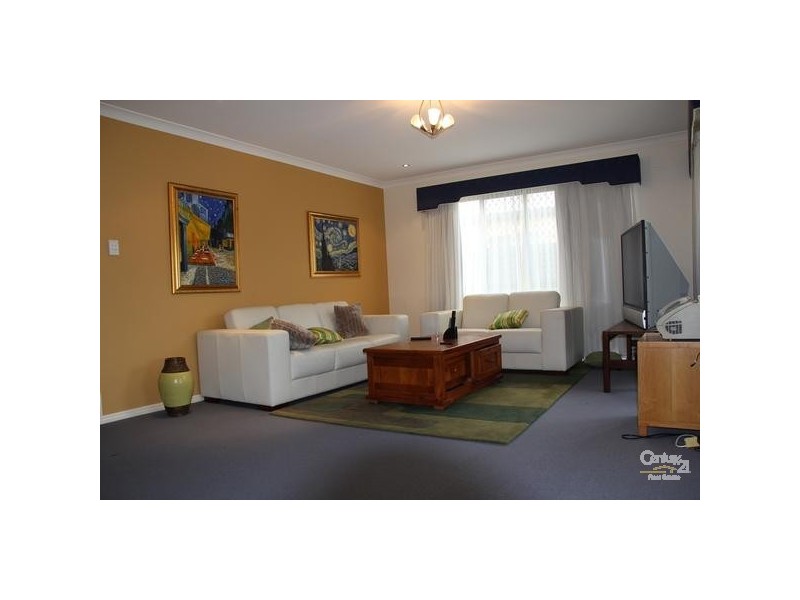 4 Sunorchid Place, Twin Waters QLD 4564