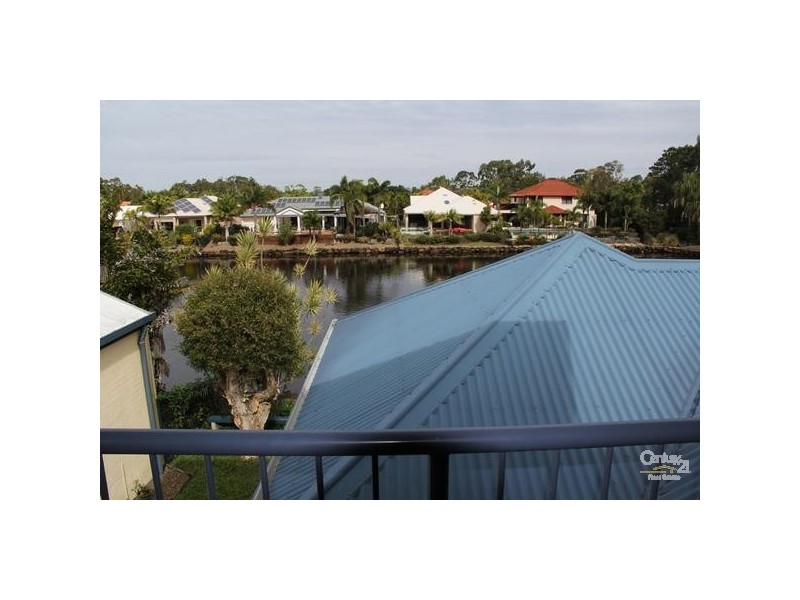 4 Sunorchid Place, Twin Waters QLD 4564
