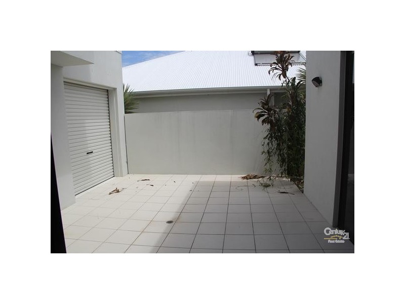 71 Baywater Drive, Twin Waters QLD 4564