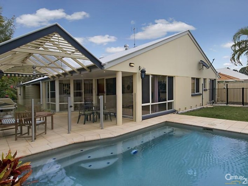 6 Brushbox Circuit, Twin Waters QLD 4564