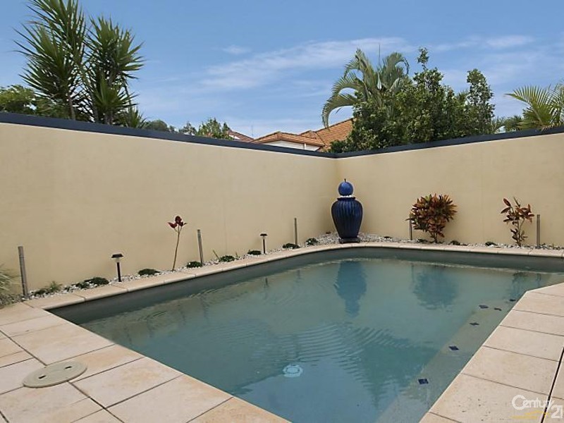 6 Brushbox Circuit, Twin Waters QLD 4564