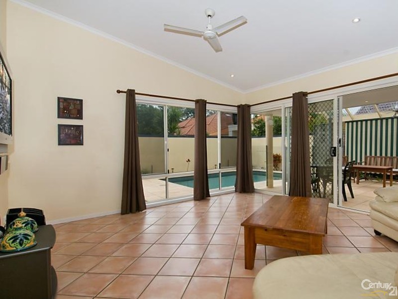 6 Brushbox Circuit, Twin Waters QLD 4564