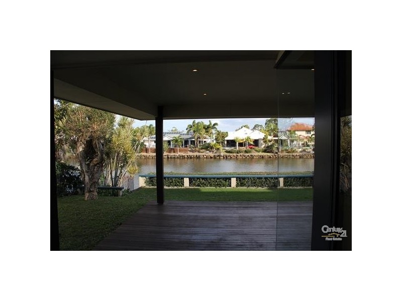 4 Sunorchid Place, Twin Waters QLD 4564