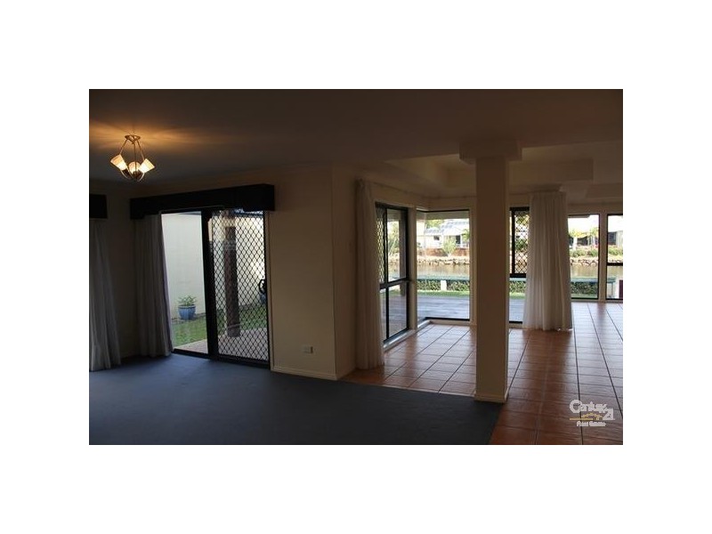 4 Sunorchid Place, Twin Waters QLD 4564