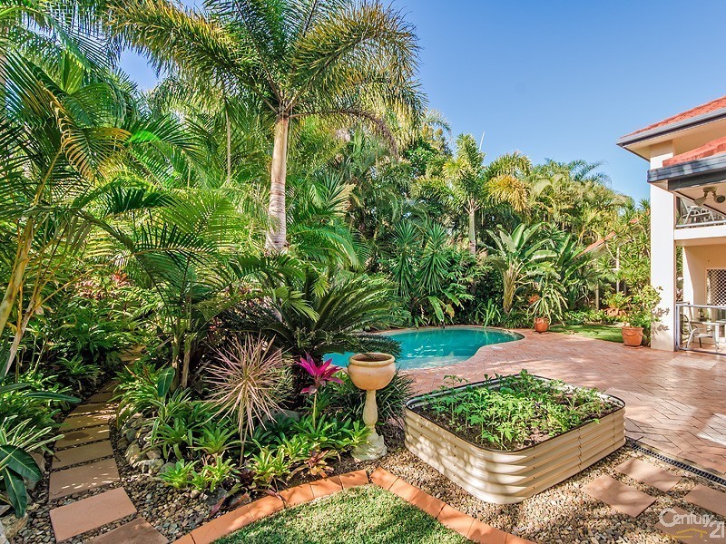 5 Mainsail Place, Twin Waters QLD 4564