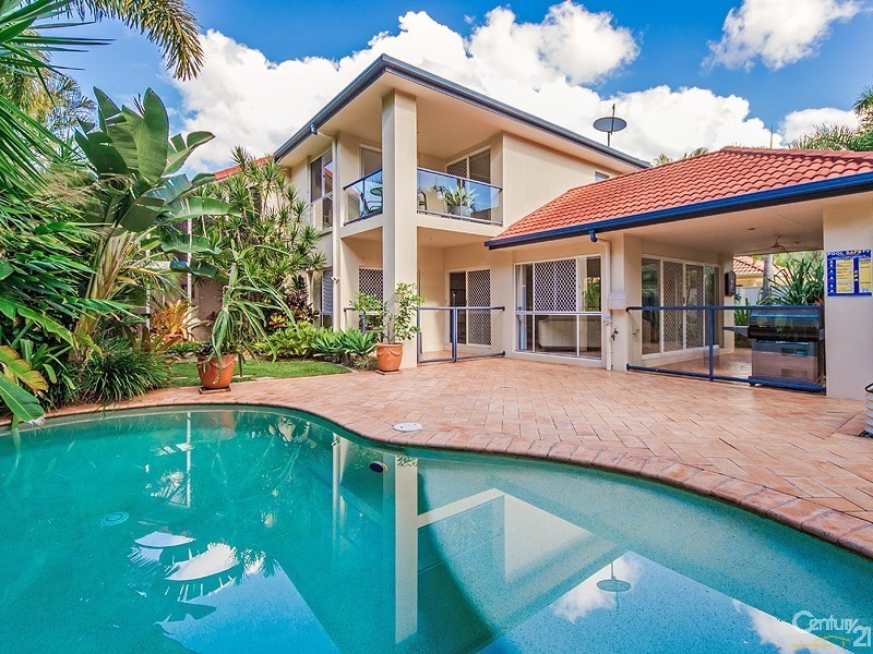 5 Mainsail Place, Twin Waters QLD 4564