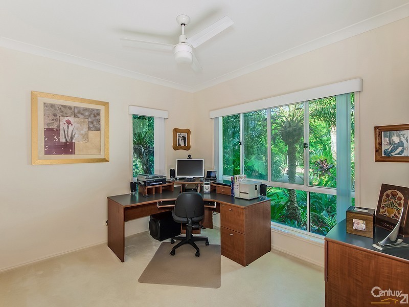 5 Mainsail Place, Twin Waters QLD 4564