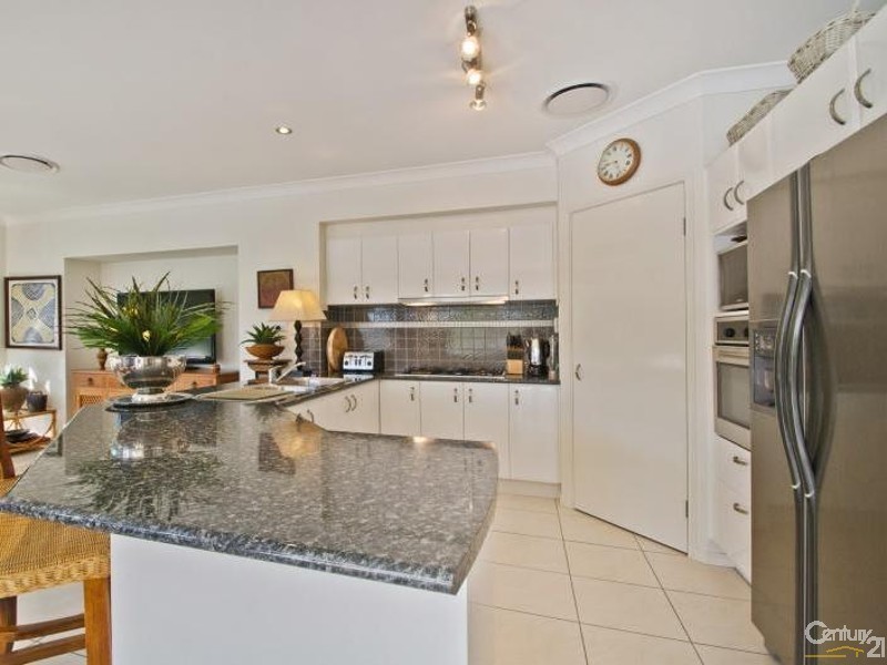 12 Tassel Place, Twin Waters QLD 4564