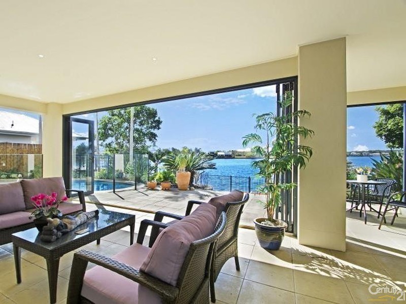 7 Karinya Place, Twin Waters QLD 4564