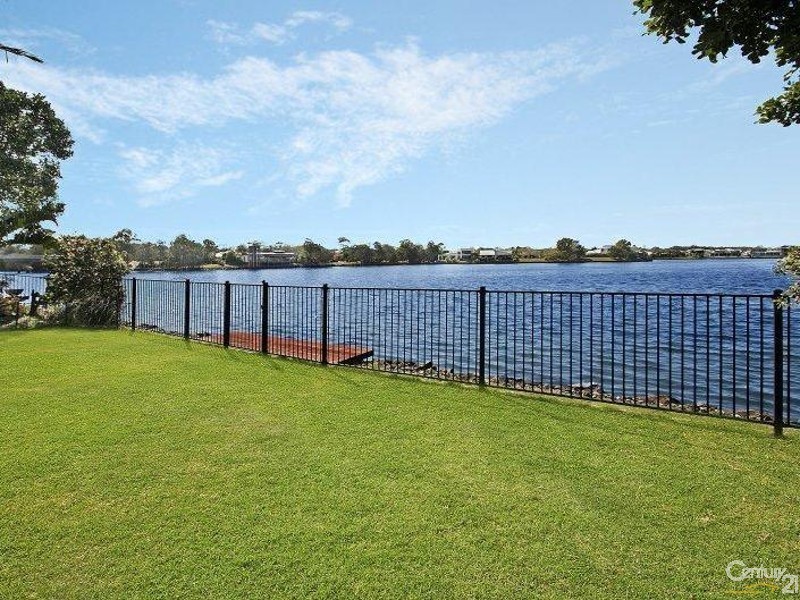 7 Karinya Place, Twin Waters QLD 4564