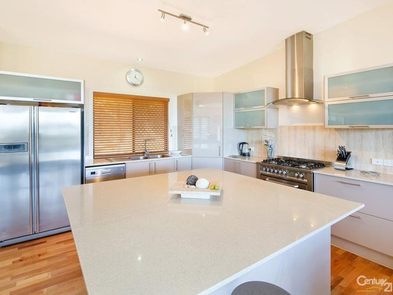 15 Noonameena Court, Mount Coolum QLD 4573