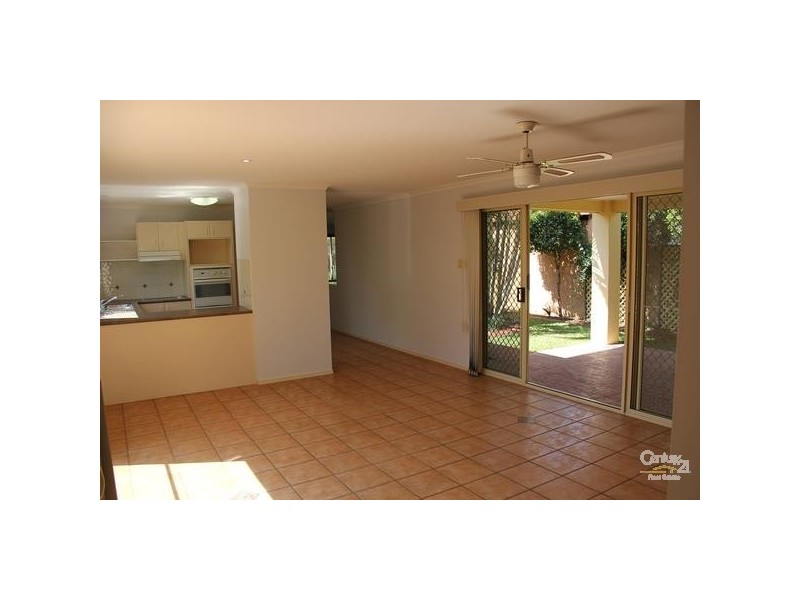 8 Watergum Place, Twin Waters QLD 4564