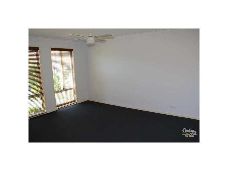 8 Watergum Place, Twin Waters QLD 4564