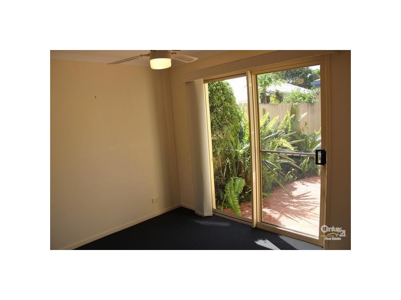 8 Watergum Place, Twin Waters QLD 4564