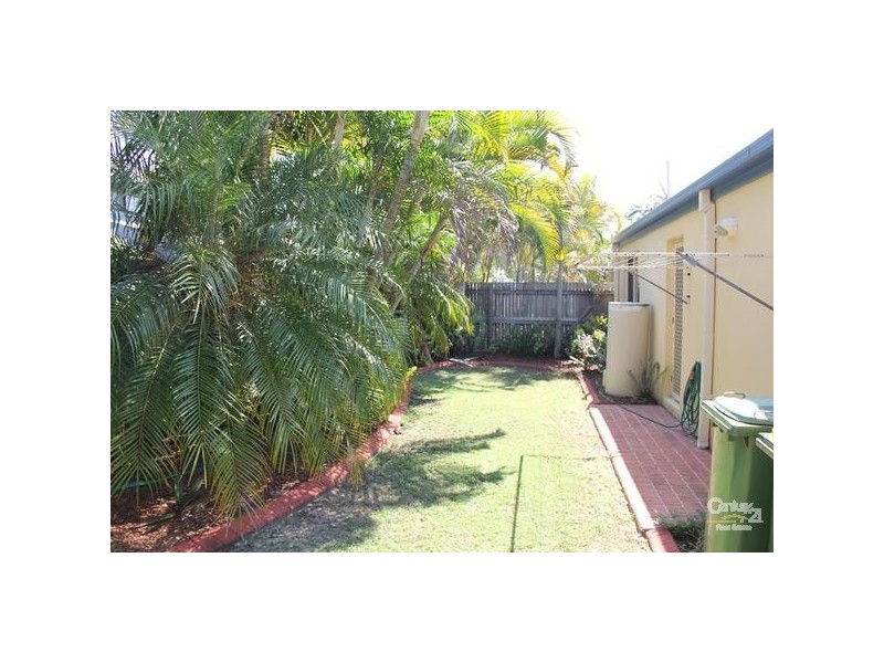 8 Watergum Place, Twin Waters QLD 4564