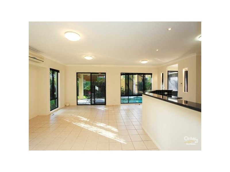 7 Pampling Place, Twin Waters QLD 4564