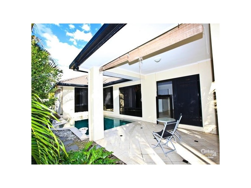 7 Pampling Place, Twin Waters QLD 4564