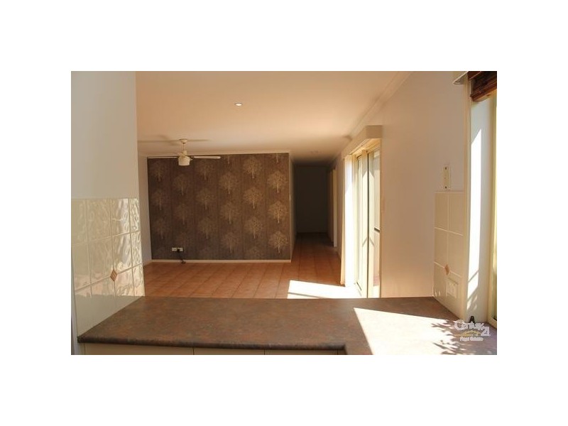 8 Watergum Place, Twin Waters QLD 4564