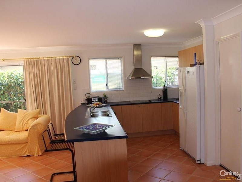 4 Elderberry Court, Twin Waters QLD 4564