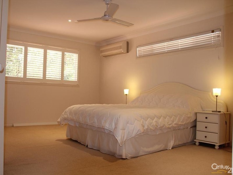 4 Elderberry Court, Twin Waters QLD 4564