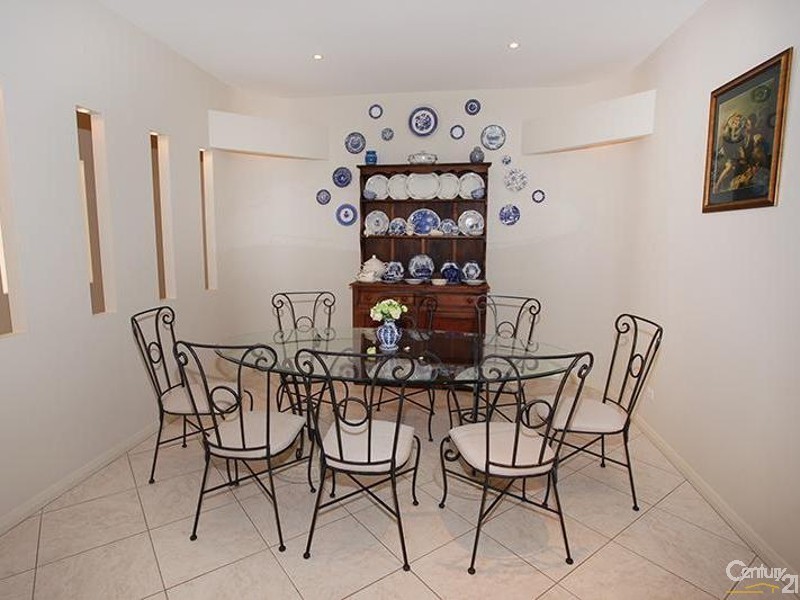 6 Mizzen Place, Twin Waters QLD 4564