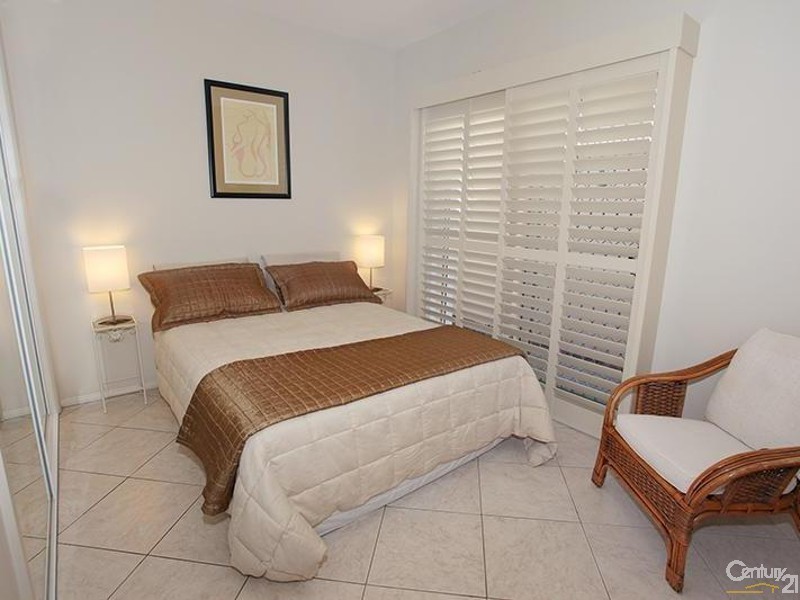 6 Mizzen Place, Twin Waters QLD 4564