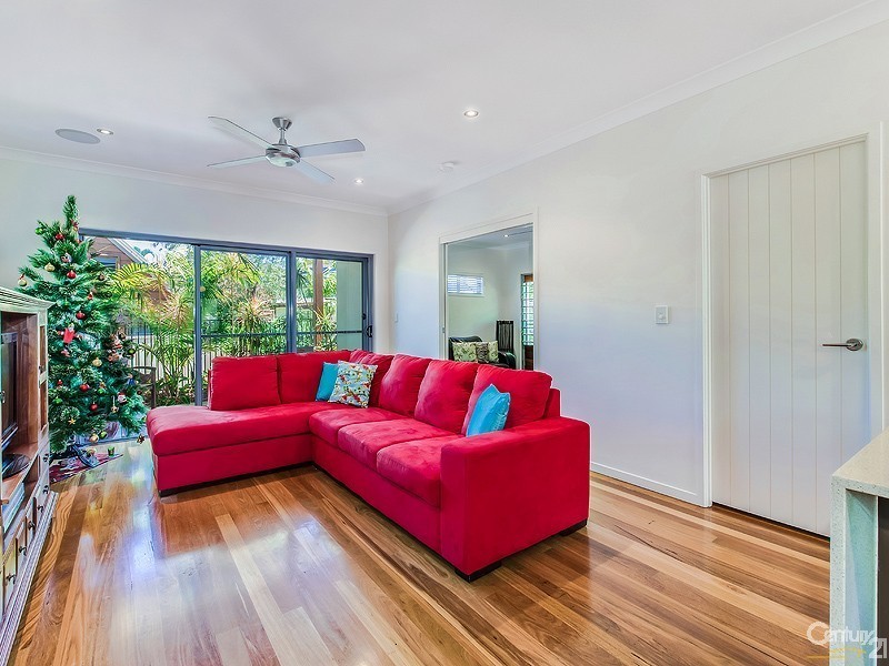 27A North Beach Place, Mudjimba QLD 4564