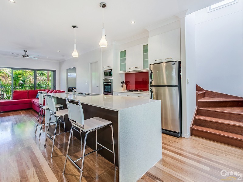 27a North Beach Place, Mudjimba QLD 4564