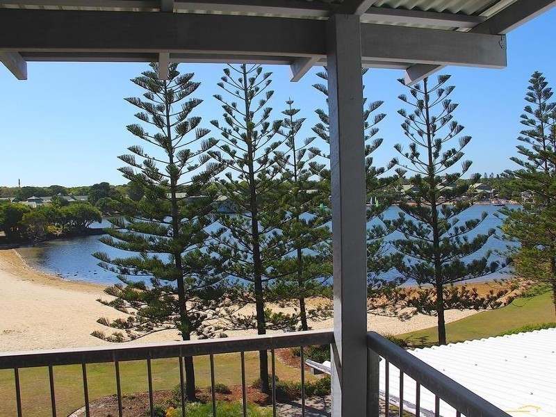 48/80 North Shore Road, Twin Waters QLD 4564