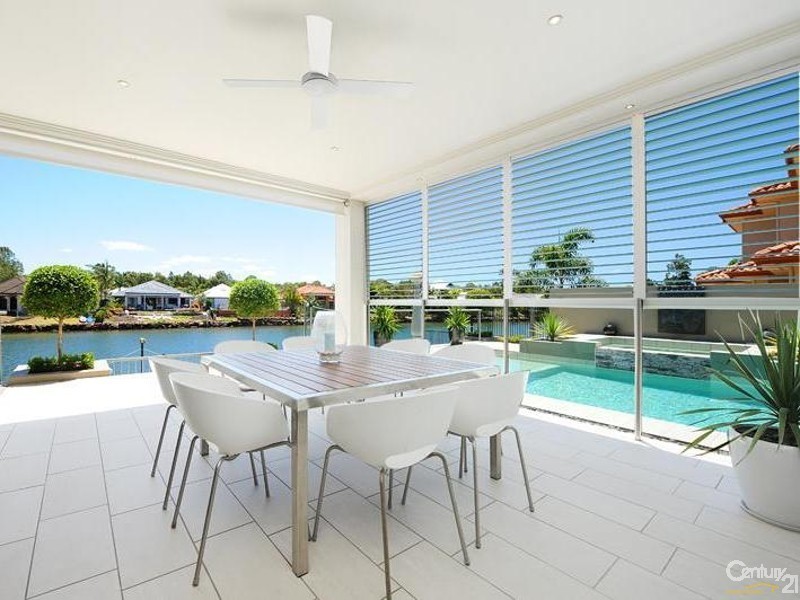 8 Karinya Place, Twin Waters QLD 4564