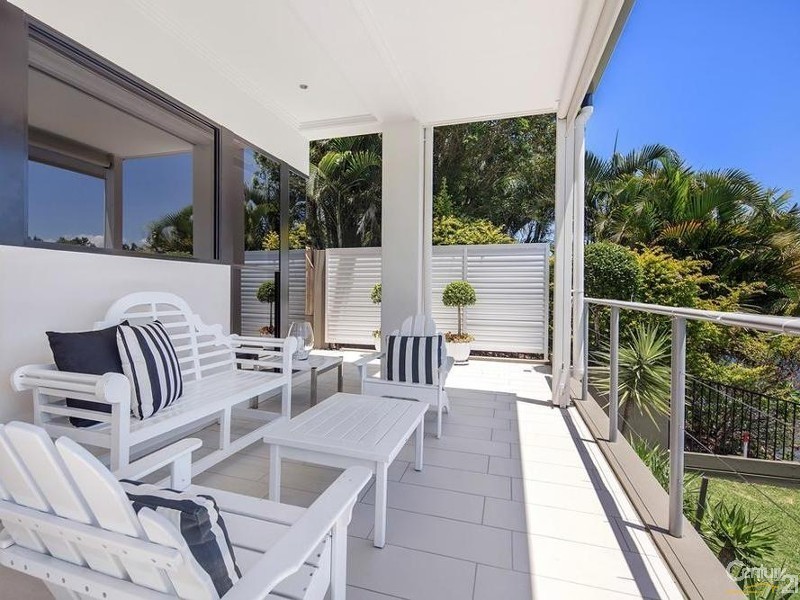 8 Karinya Place, Twin Waters QLD 4564