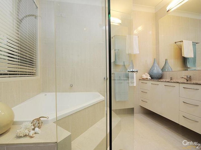 8 Karinya Place, Twin Waters QLD 4564