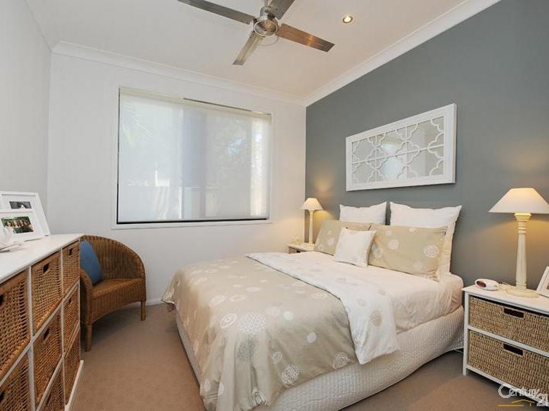 8 Karinya Place, Twin Waters QLD 4564