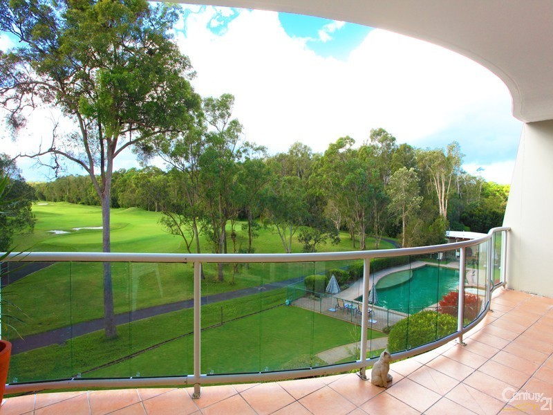 15/179 Ocean Drive, Twin Waters QLD 4564