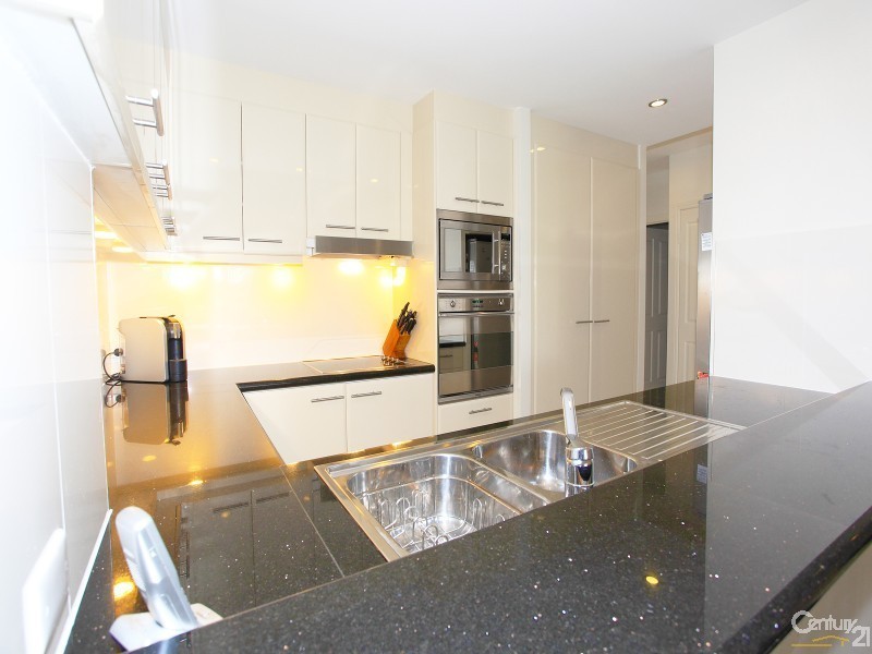 15/179 Ocean Drive, Twin Waters QLD 4564