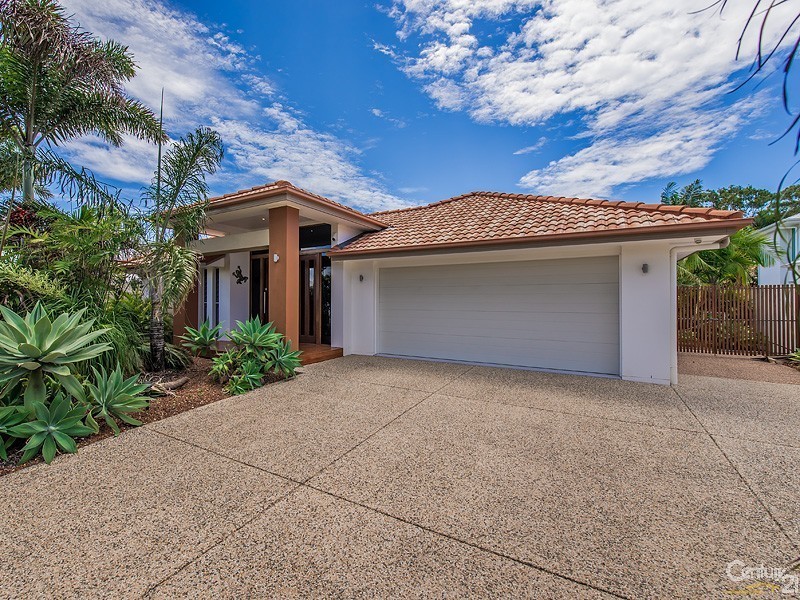 3 Parsons Bank Drive, Twin Waters QLD 4564